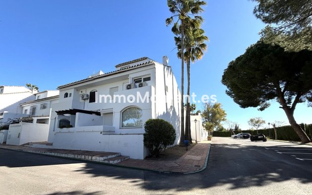 Townhouse - Resale - Estepona - Atalaya