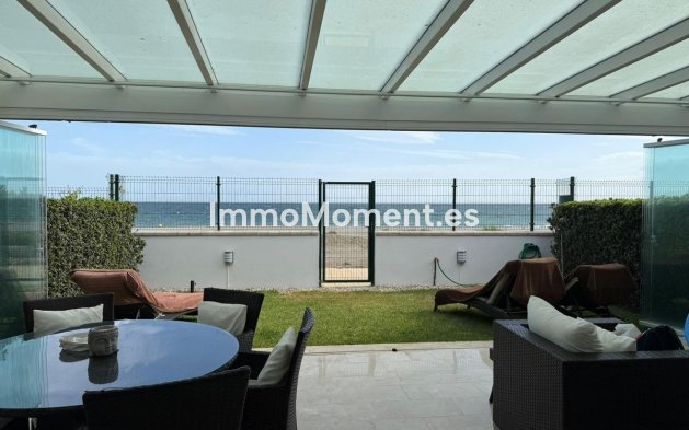 Townhouse - Resale - Estepona - Costalita