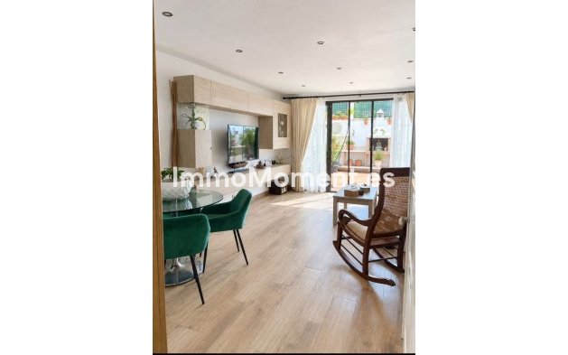 Townhouse - Resale - Marbella - Elviria