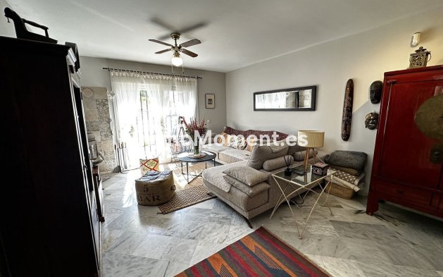 Townhouse - Resale - Marbella - Nagüeles
