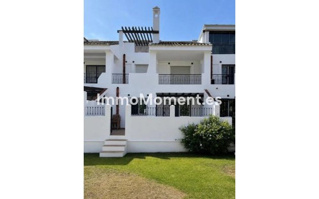 Townhouse - Resale - Marbella - Nueva Andalucía
