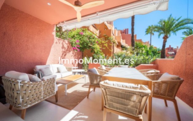Townhouse - Resale - Marbella - Nueva Andalucía