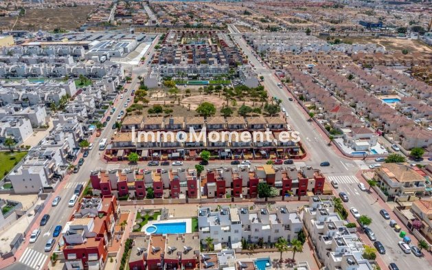 Townhouse - Resale - Torrevieja - Aguas Nuevas