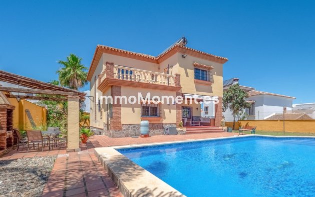 Villa - Bestaande woning - Binnenland  - Alhaurín el Grande Centro
