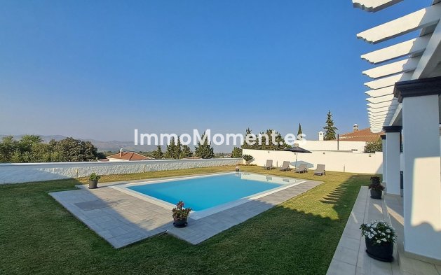 Villa - Bestaande woning - Binnenland  - Alhaurín el Grande Centro