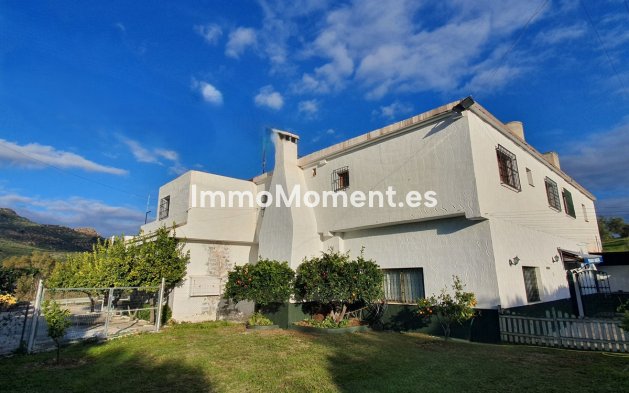 Villa - Bestaande woning - Binnenland  - Guaro