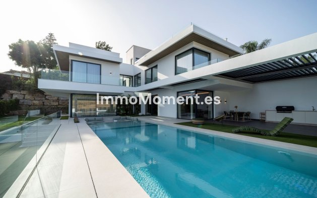 Villa - Bestaande woning - El Paraiso - New Golden Mile