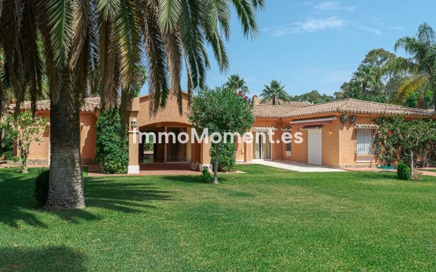 Villa - Bestaande woning - Estepona  - New Golden Mile