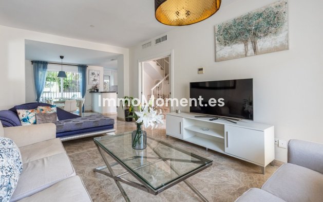 Villa - Bestaande woning - Marbella - Nueva Andalucía