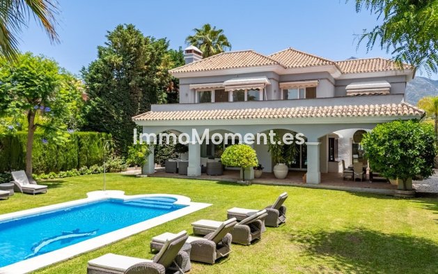 Villa - Bestaande woning - Marbella - Nueva Andalucía