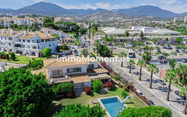 Villa - Bestaande woning - Marbella - Nueva Andalucía