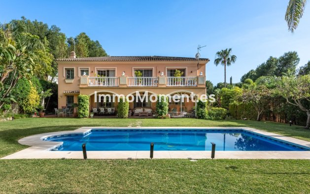 Villa - Bestaande woning - Marbella - Nueva Andalucía