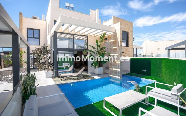 Villa - Bestaande woning - Orihuela - Lomas de Cabo Roig