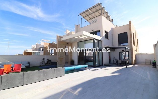 Villa - Bestaande woning - Orihuela - Lomas de Cabo Roig