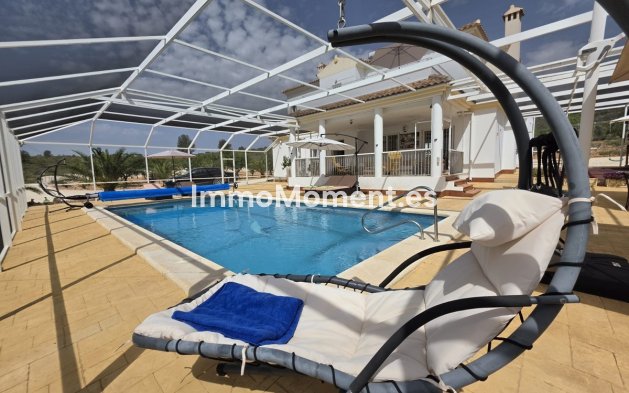 Villa - Bestaande woning - Pinoso - Lel