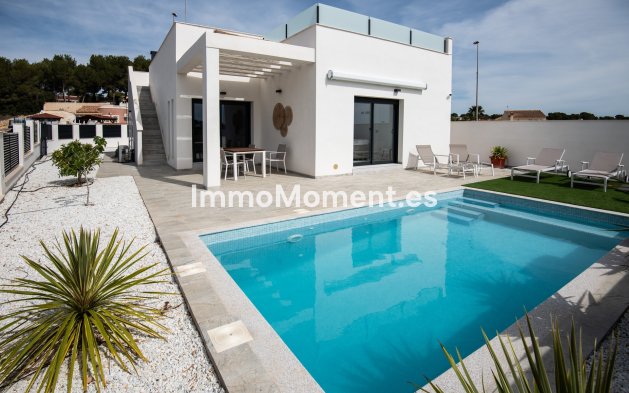 Villa independiente - Obra nueva - Pinar de Campoverde - HBC-22135