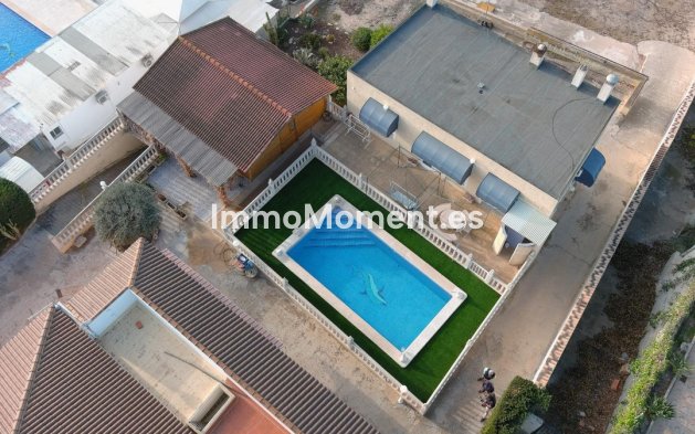 Villa independiente - Reventa - Albatera - Albatera Centro