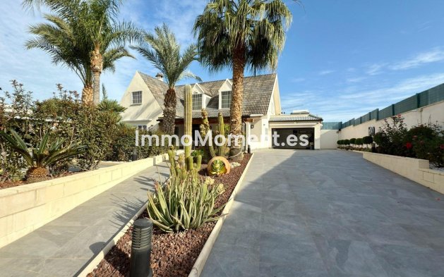 Villa independiente - Reventa - Alicante - Alicante Centro