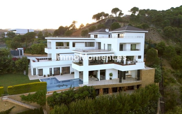 Villa independiente - Reventa - Benahavís - Benahavís Centro