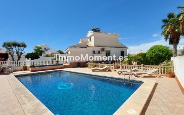 Villa independiente - Reventa - Camposol - Camposol