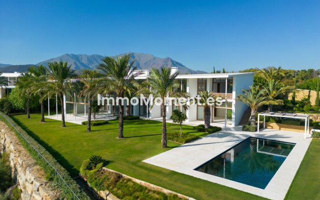Villa independiente - Reventa - Casares - Casares Centro