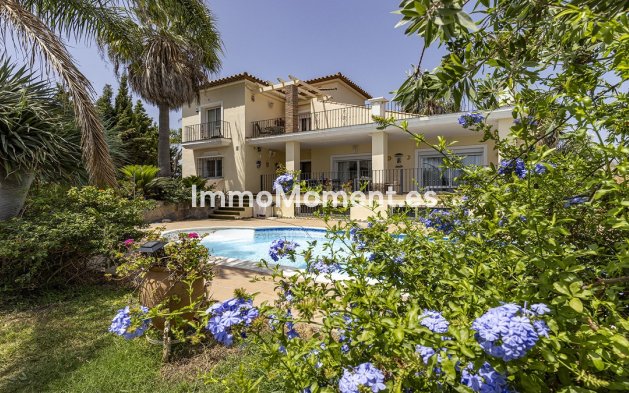 Villa independiente - Reventa - Casares - Casares Centro