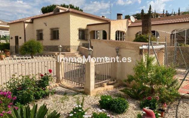 Villa independiente - Reventa - Elche - Elche Centro