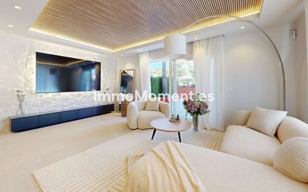 Villa independiente - Reventa - Estepona  - Atalaya
