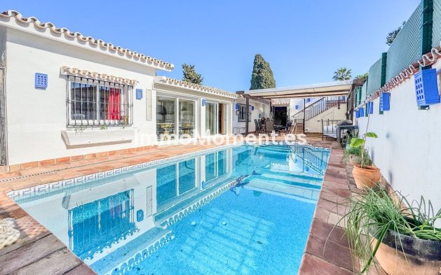 Villa independiente - Reventa - Estepona  - Costalita