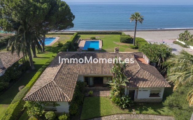 Villa independiente - Reventa - Estepona  - Costalita