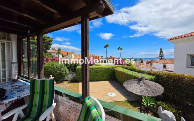 Villa independiente - Reventa - Estepona  - Estepona Centro