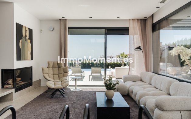 Villa independiente - Reventa - Estepona  - Estepona Centro