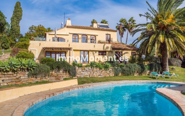 Villa independiente - Reventa - Estepona  - Estepona Centro