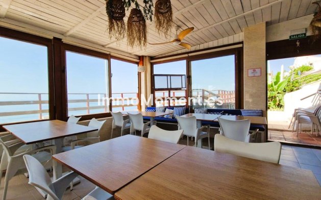 Villa independiente - Reventa - Estepona  - Estepona Centro