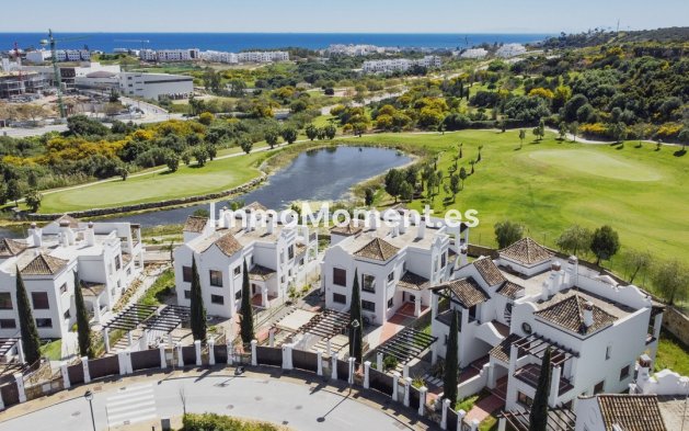 Villa independiente - Reventa - Estepona  - Estepona Centro