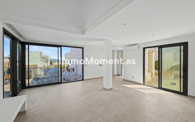 Villa independiente - Reventa - Estepona  - Estepona Centro