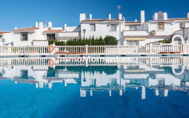 Villa independiente - Reventa - Estepona  - Estepona Centro