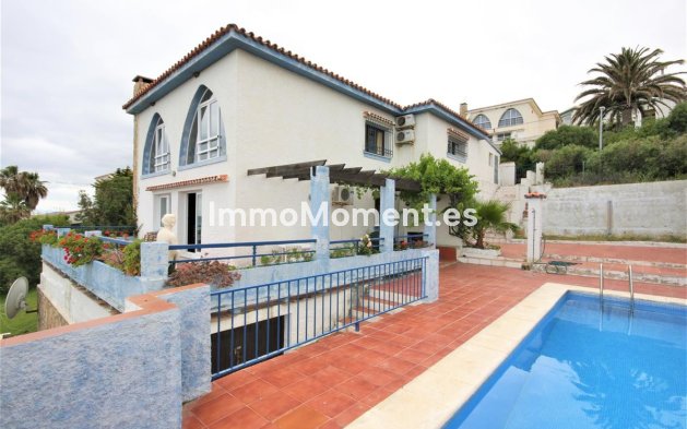 Villa independiente - Reventa - Estepona  - Estepona Centro