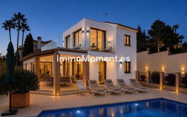 Villa independiente - Reventa - Estepona  - Estepona Centro