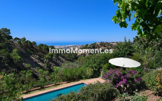 Villa independiente - Reventa - Estepona  - Estepona Centro