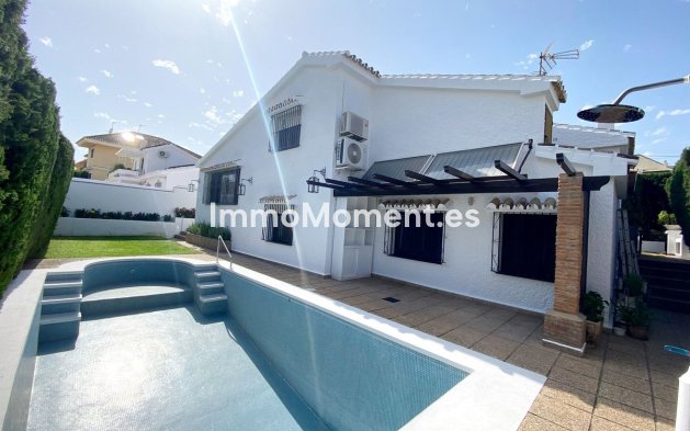 Villa independiente - Reventa - Fuengirola - Fuengirola Centro