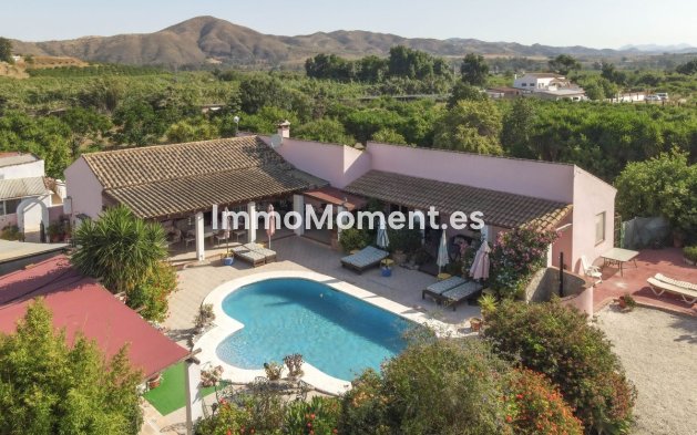 Villa independiente - Reventa - Interior  - Cártama Centro