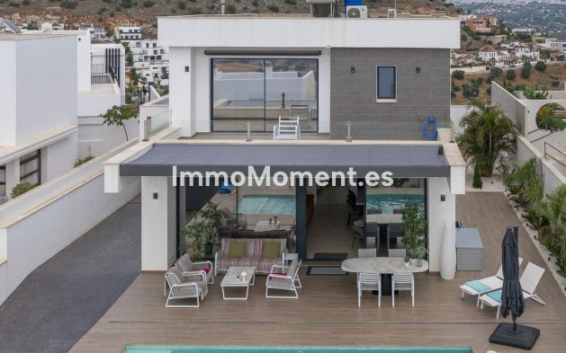 Villa independiente - Reventa - Interior  - Coín