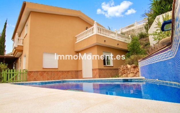 Villa independiente - Reventa - Interior  - Coín