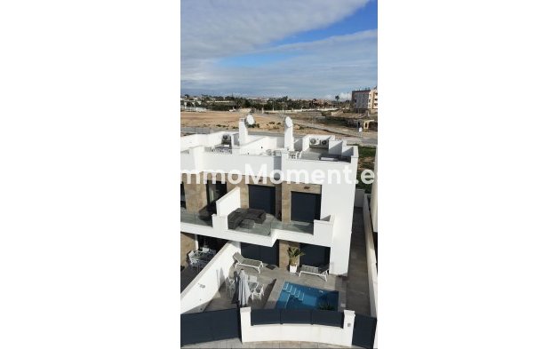 Villa independiente - Reventa - Los Montesinos - RSO-96313