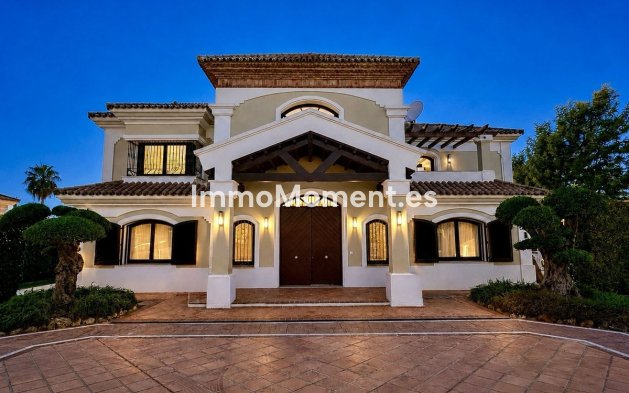 Villa independiente - Reventa - Málaga - Benahavís