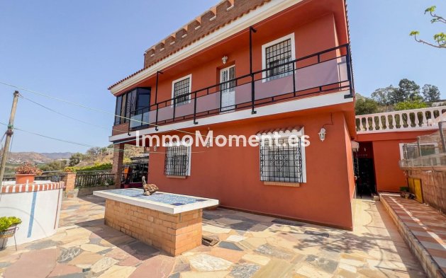 Villa independiente - Reventa - Málaga - Campanillas