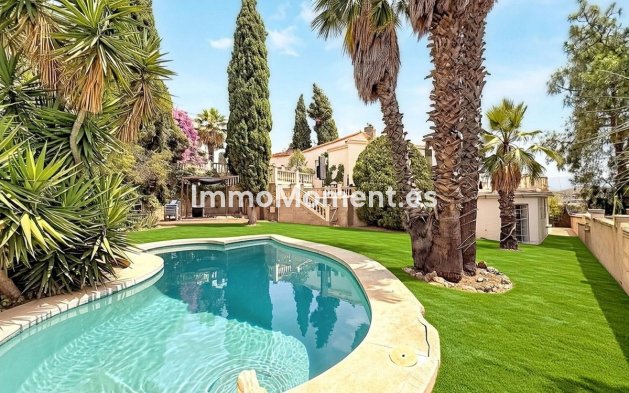 Villa independiente - Reventa - Málaga - El Atabal