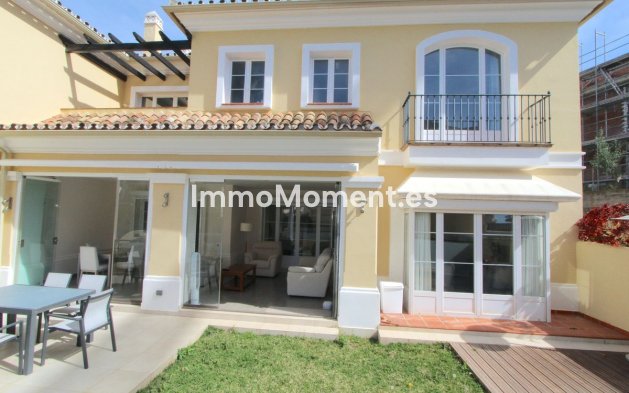 Villa independiente - Reventa - Marbella - Elviria