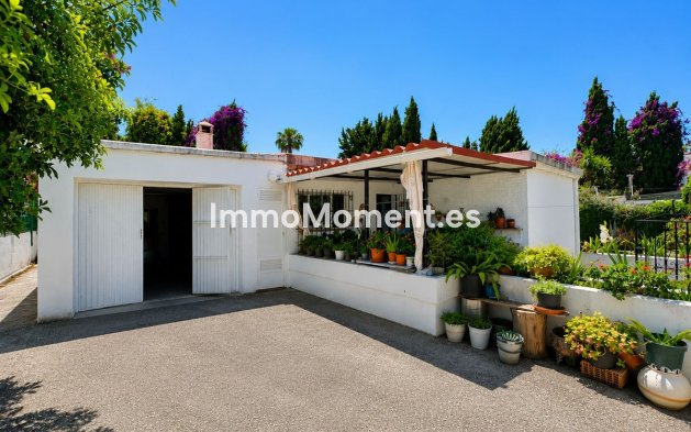 Villa independiente - Reventa - Marbella - Elviria